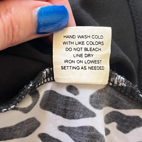 Elementz Black / White Short Sleeve Blouse Size 3X - Picture 5 of 12